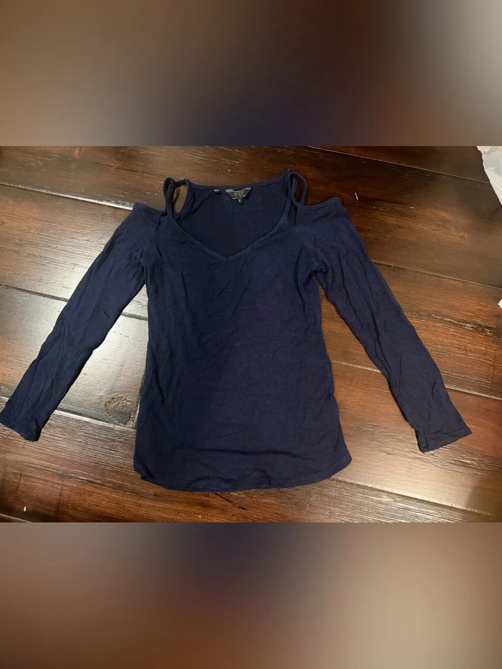 Guess Navy Cold-Shoulder Long Sleeve V-Neck Top